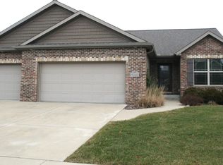2704 Fieldstone Ct, Normal, IL 61761
