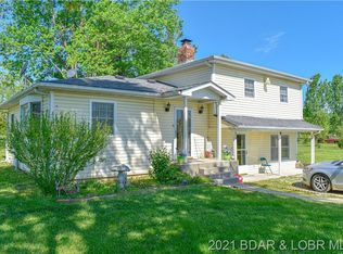 9 Gage Rd, Eldon, MO 65026