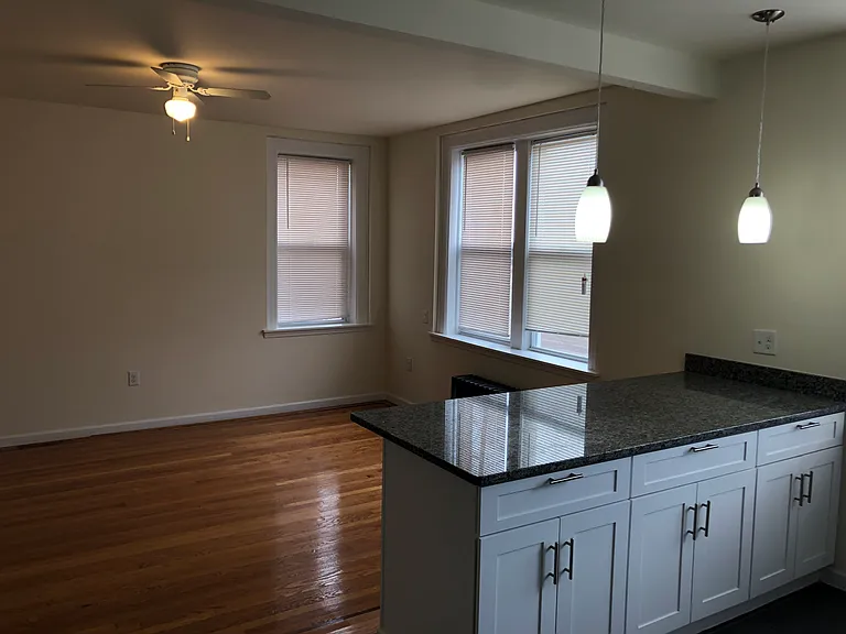 164 S Harrison Street — Photo 19