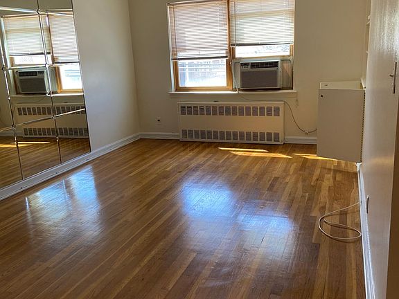4th image of 56-25 210th St #2