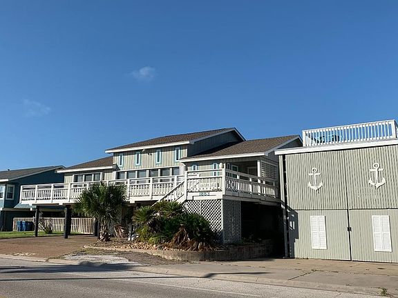 4th image of 1883 Bay Shore Dr