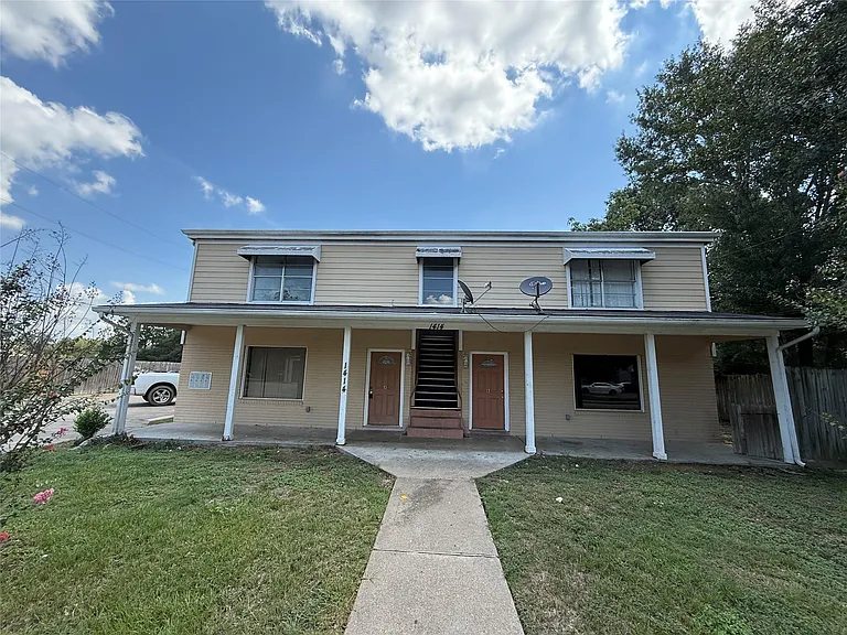 1414 East Ave #A — Photo 1