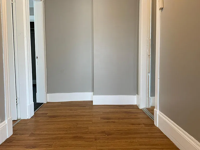 18 E Pearl St #B-3 — Photo 12