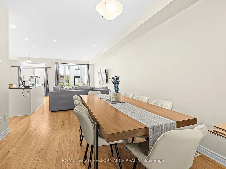 709 Namur St — Photo 2