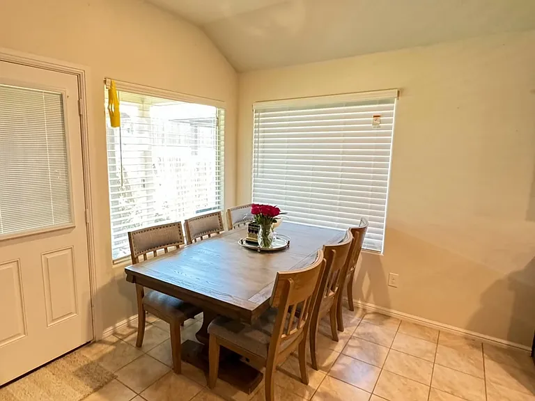 8433 Comanche Springs Dr — Photo 6