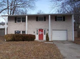 739 Brooksher Dr, Elsberry, MO 63343
