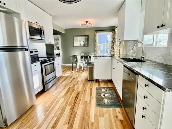 8016 Hardy Ave, Raytown, MO 64138