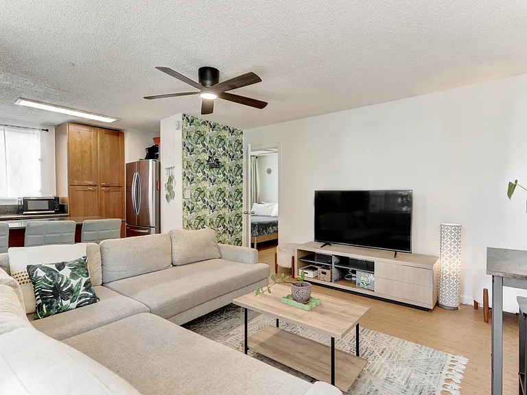 2355 Ala Wai Blvd #508 — Photo 8