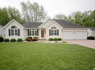 803 Morningside Dr, Marion, IL 62959
