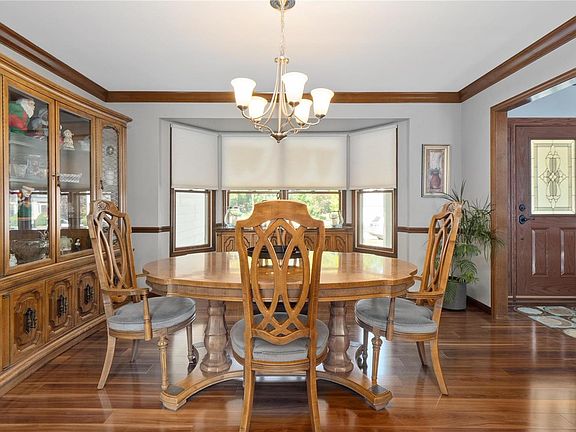 5th image of 15830 Cedarmill Dr