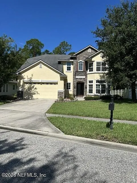 296 Ellsworth Cir