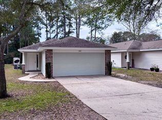 64 7th Ave, Shalimar, FL 32579