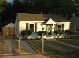 1942 Long Green Ln, Hampton, VA 23663