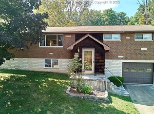 1731 Bristol Dr, Sissonville, WV 25320