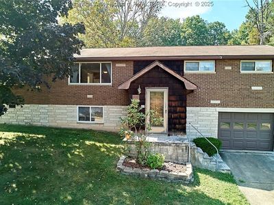 1731 Bristol Dr, Sissonville, WV, 25320