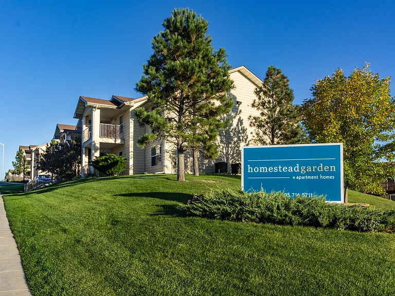 Homestead Garden Apartments — Photo 11
