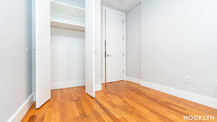 Rented by Nooklyn NYC LLC | media 22