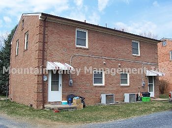 2nd image of 850 Lee Ave