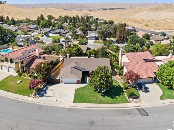 5912 Dorset Dr, Bakersfield, CA 93306