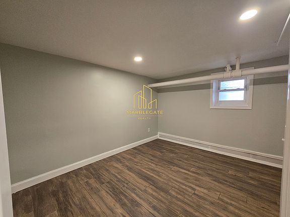 3rd image of 254 Mount Prospect Ave #Z-03