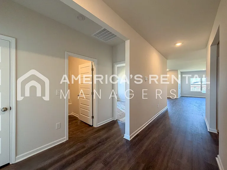 3376 Feldspar Dr SW — Photo 6