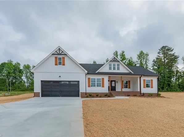 134 Whitetail Rdg, Winston Salem, NC 27107