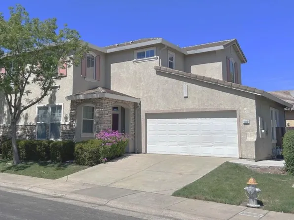 132 Dragonfly Cir, Sacramento, CA 95834