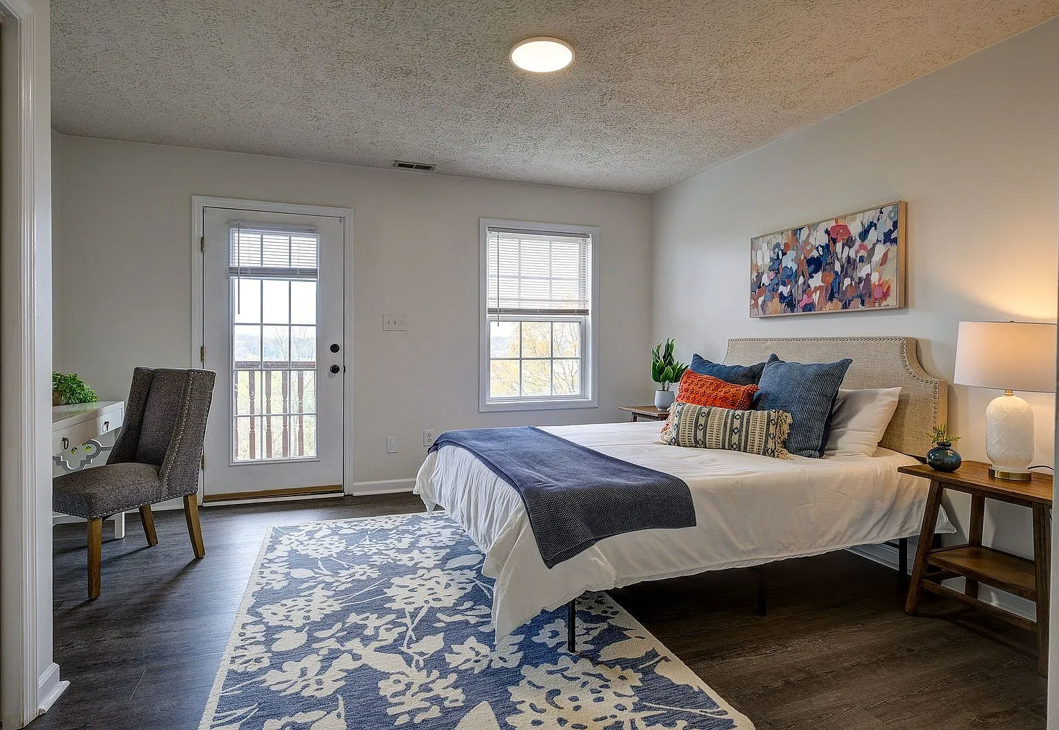 College Heights - 202 — Photo 4