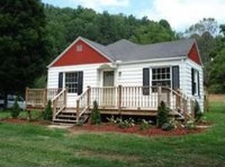 123 Holly Hill Rd, Roan Mountain, TN 37687