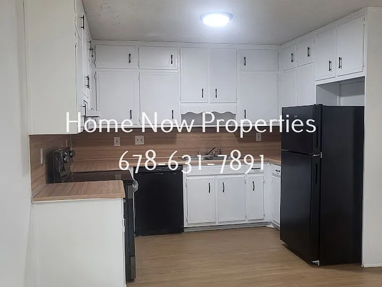 3530 Southgate Way — Photo 3