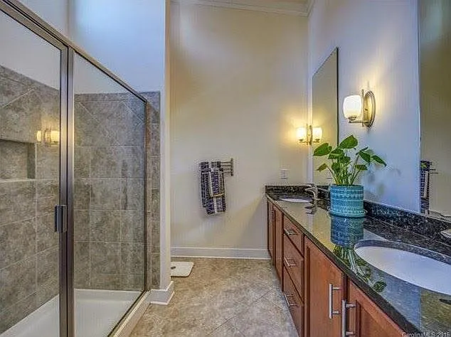 2944 Textile Way — Photo 13