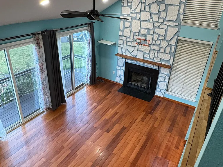 25 Bloomingdale Dr #4B — Photo 10