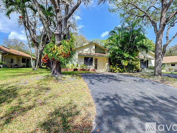 2nd image of 3727 Arelia Dr S #3727