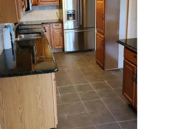 10713 Cavell Rd, Bloomington, MN 55438