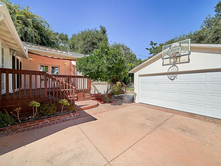 4820 Hampton Rd — Photo 48