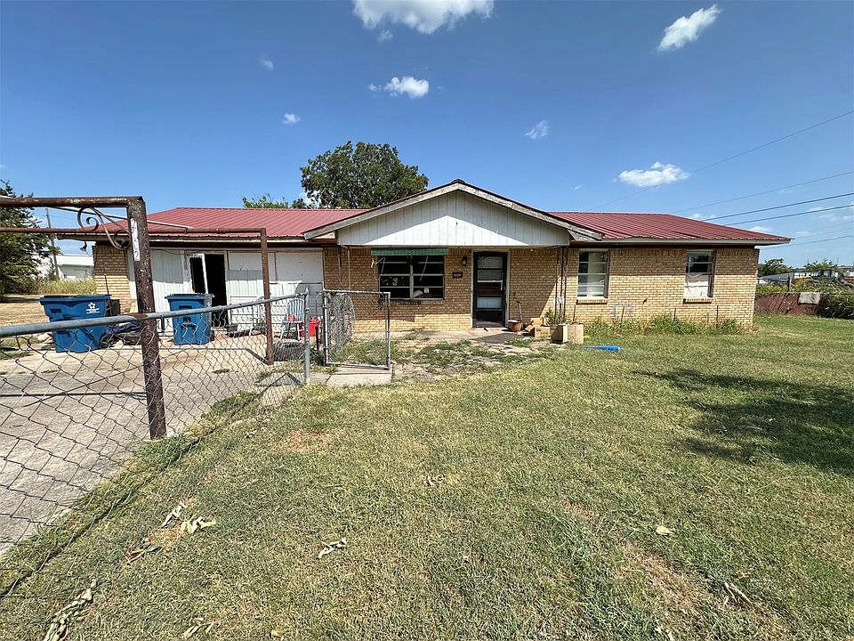 1st image of 2002 N 15th St