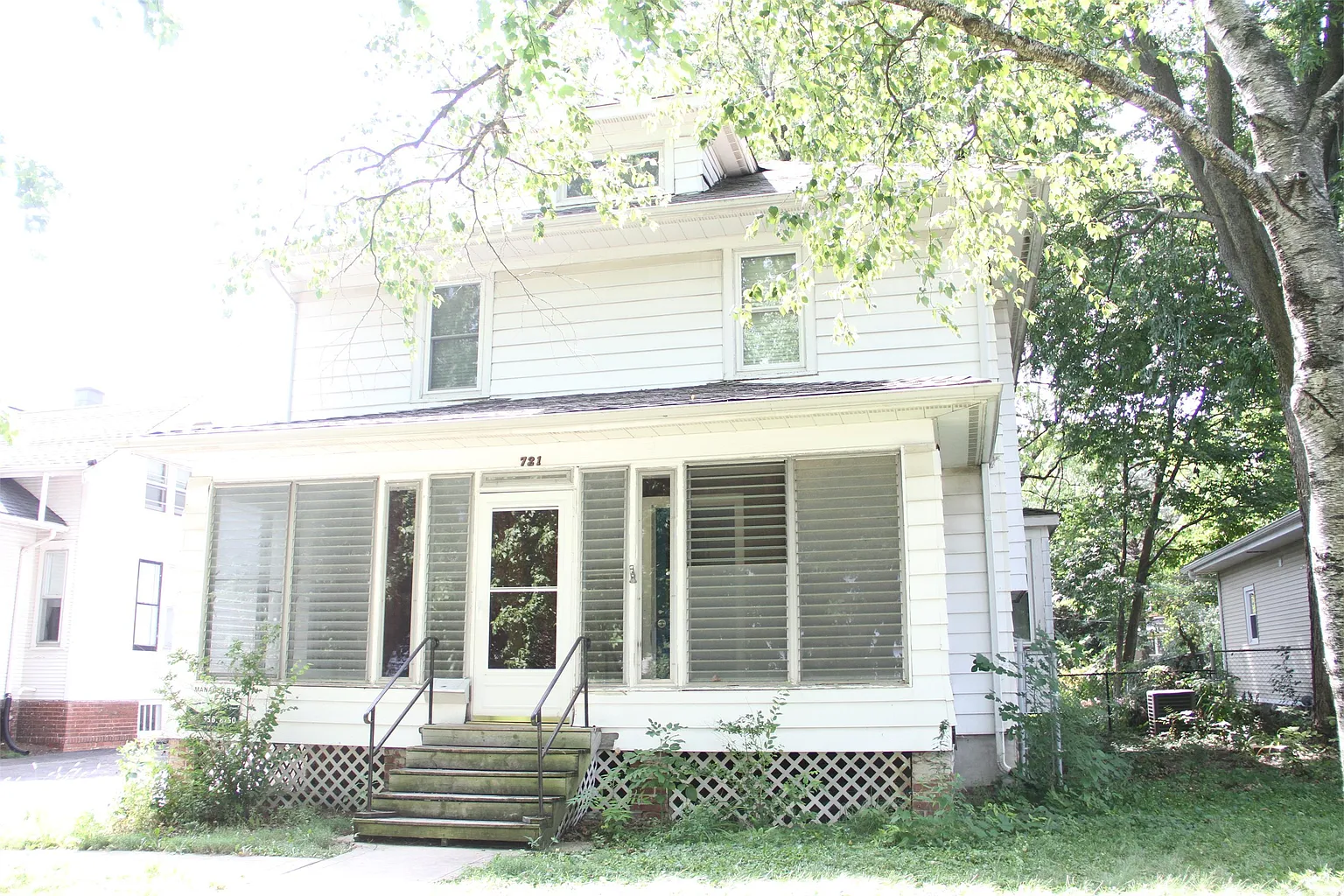 721 S Prairie St photo 1