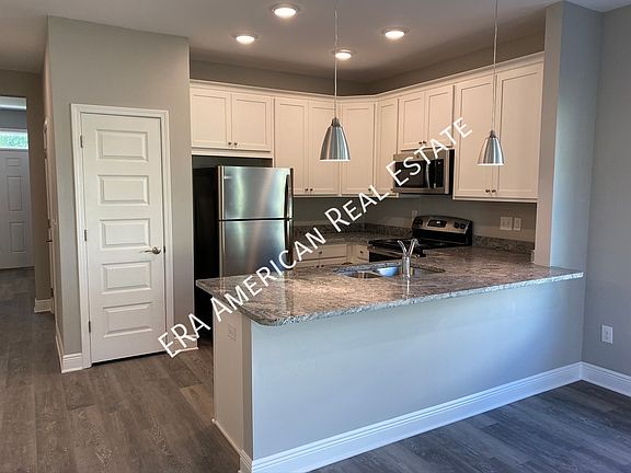 4th image of 101 Alabama Ave NW #B