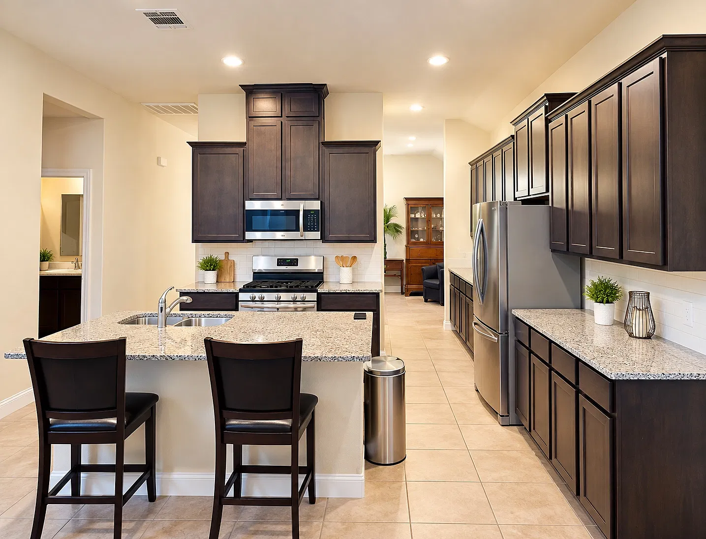 2813 Ainsworth Rd — Photo 3