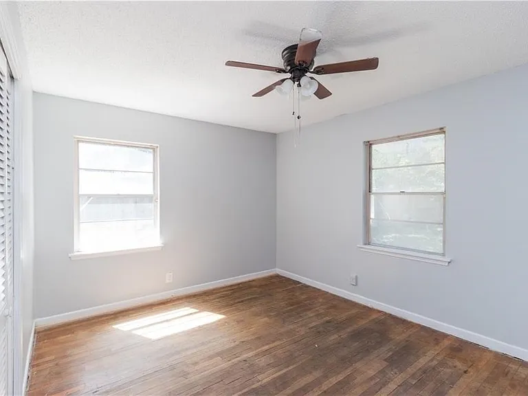 4829 Edith St — Photo 3