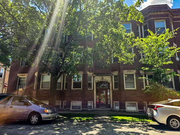 2327 W 35th Pl #3, Chicago, IL 60609