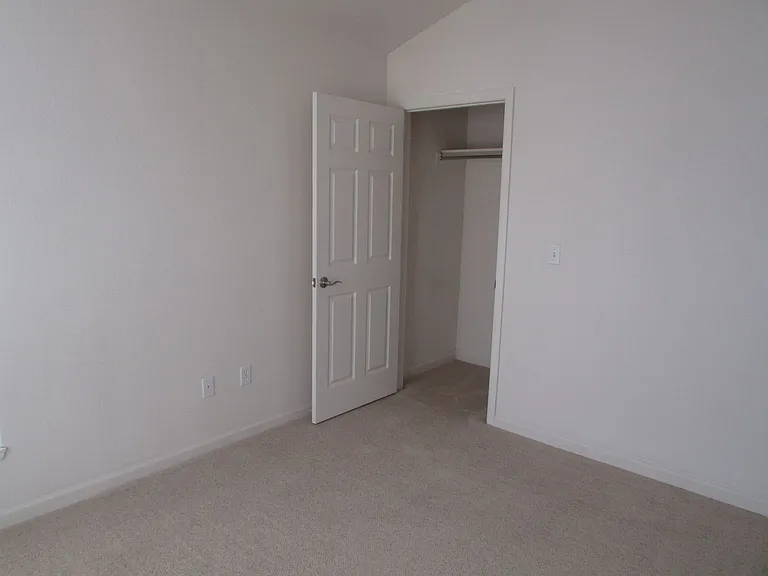 1214 Walnut Ave #8 — Photo 8