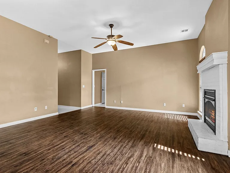 794 N Blazing Star Dr — Photo 8
