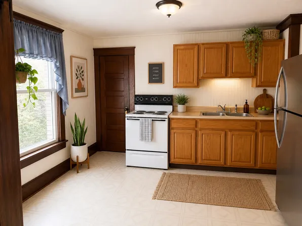 111 E Main St #5, Millheim, PA 16854