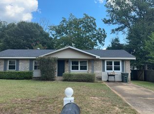 210 Chinook Dr, Enterprise, AL 36330