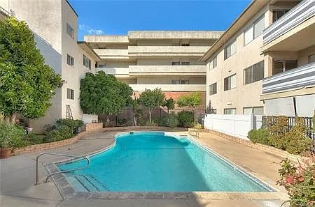 608 N Taylor Ave, Unit 211, Montebello — Photo 18