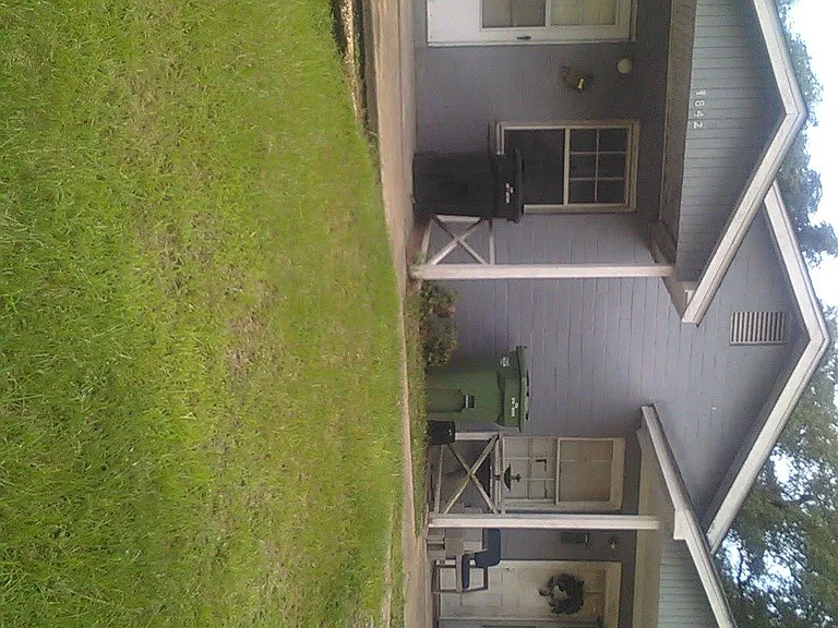 1842 Nina St — Photo 9