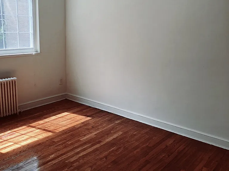 100 Schuyler Rd #204 — Photo 9