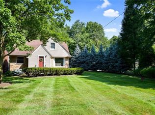 24587 Chardon Rd, Richmond Heights, OH 44143