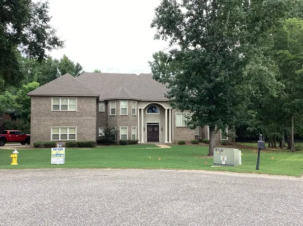 8311 Timber Trace Ln, Pike Road, AL 36064
